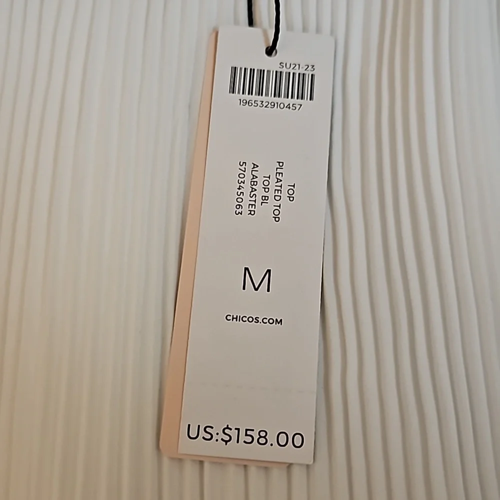 NWT Clico's Black Label pleated sleeveless dressy Top - Picture 4 of 8